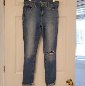 Old Navy Rockstar blue jeans size 6